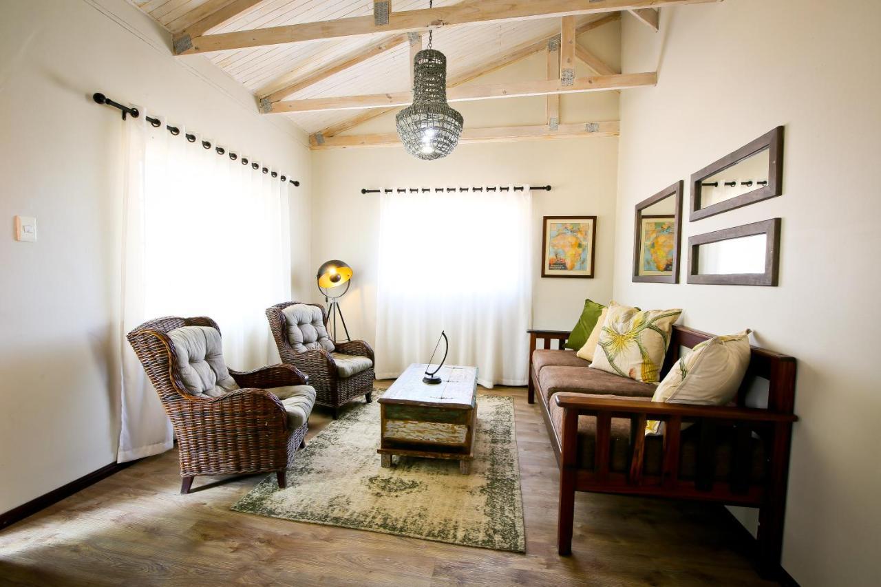 Otjiwa Safari Lodge Otjiwarongo Exteriér fotografie