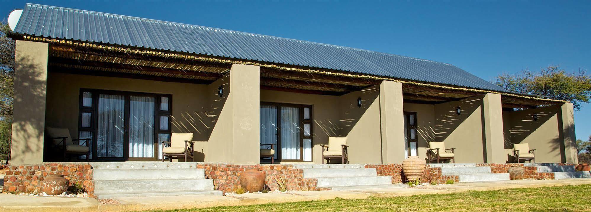 Otjiwa Safari Lodge Otjiwarongo Exteriér fotografie